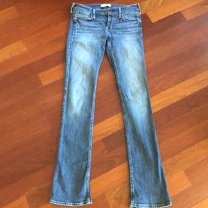 Hollister Jeans • size 5, juniors